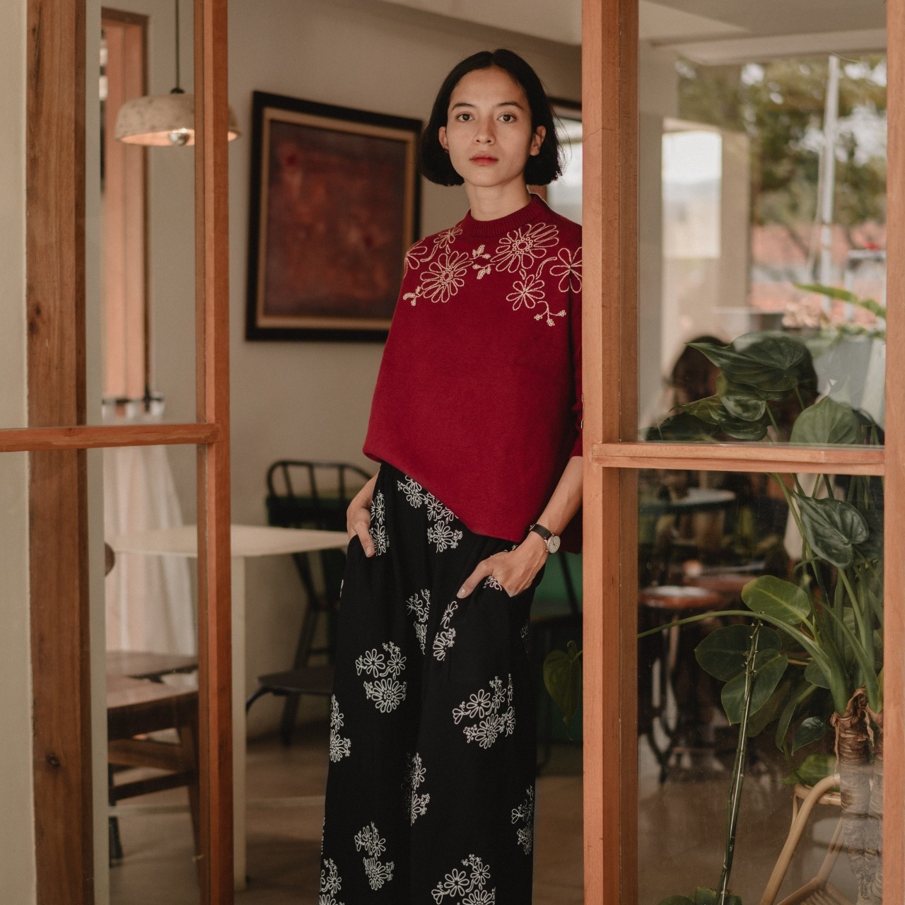 Dama Kara Suar Sweater Rajut