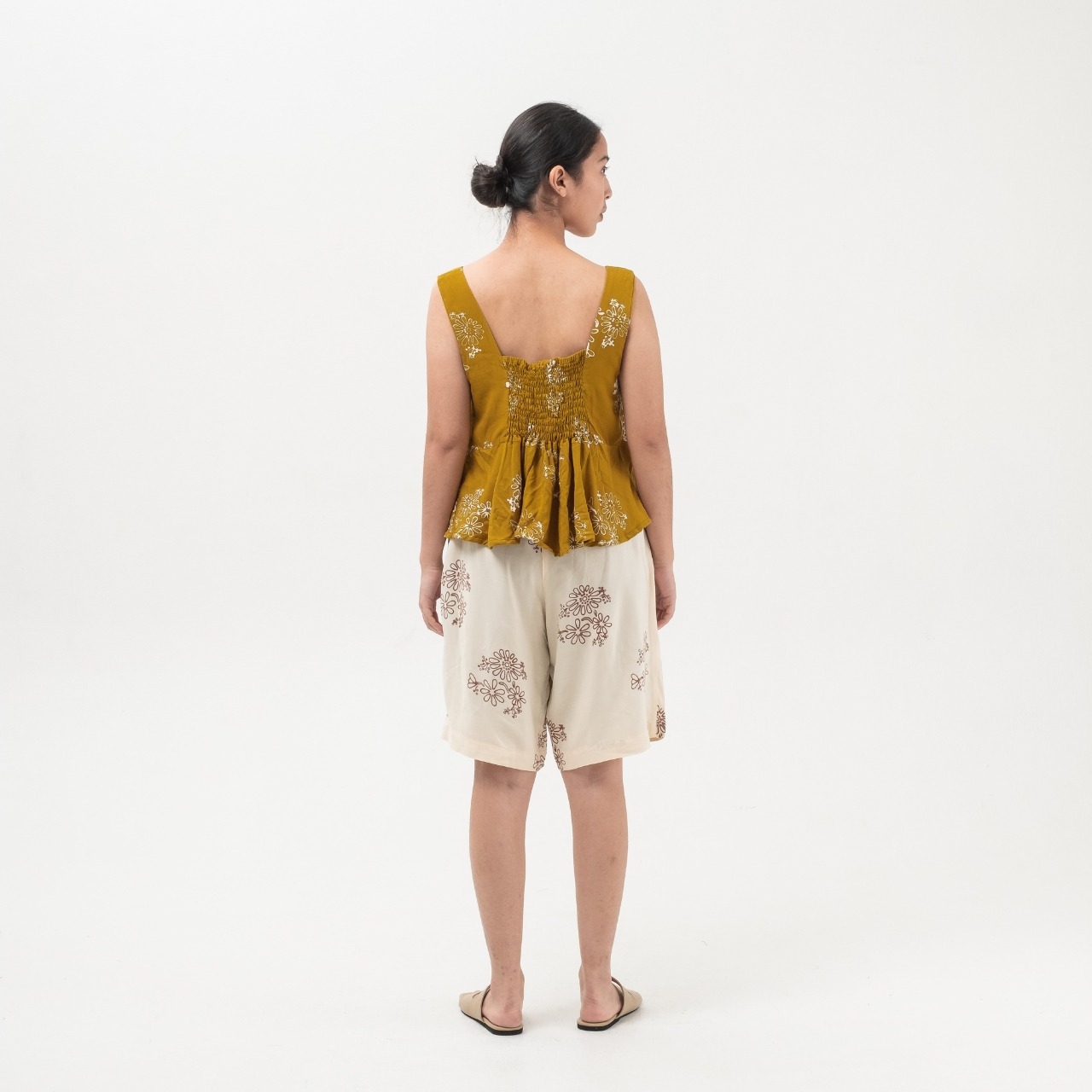 Dama Kara Suar Short Pants Rubber