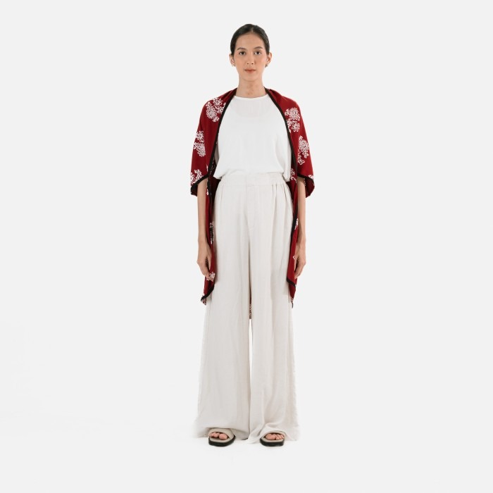 Dama Kara Suar Outer Batwing