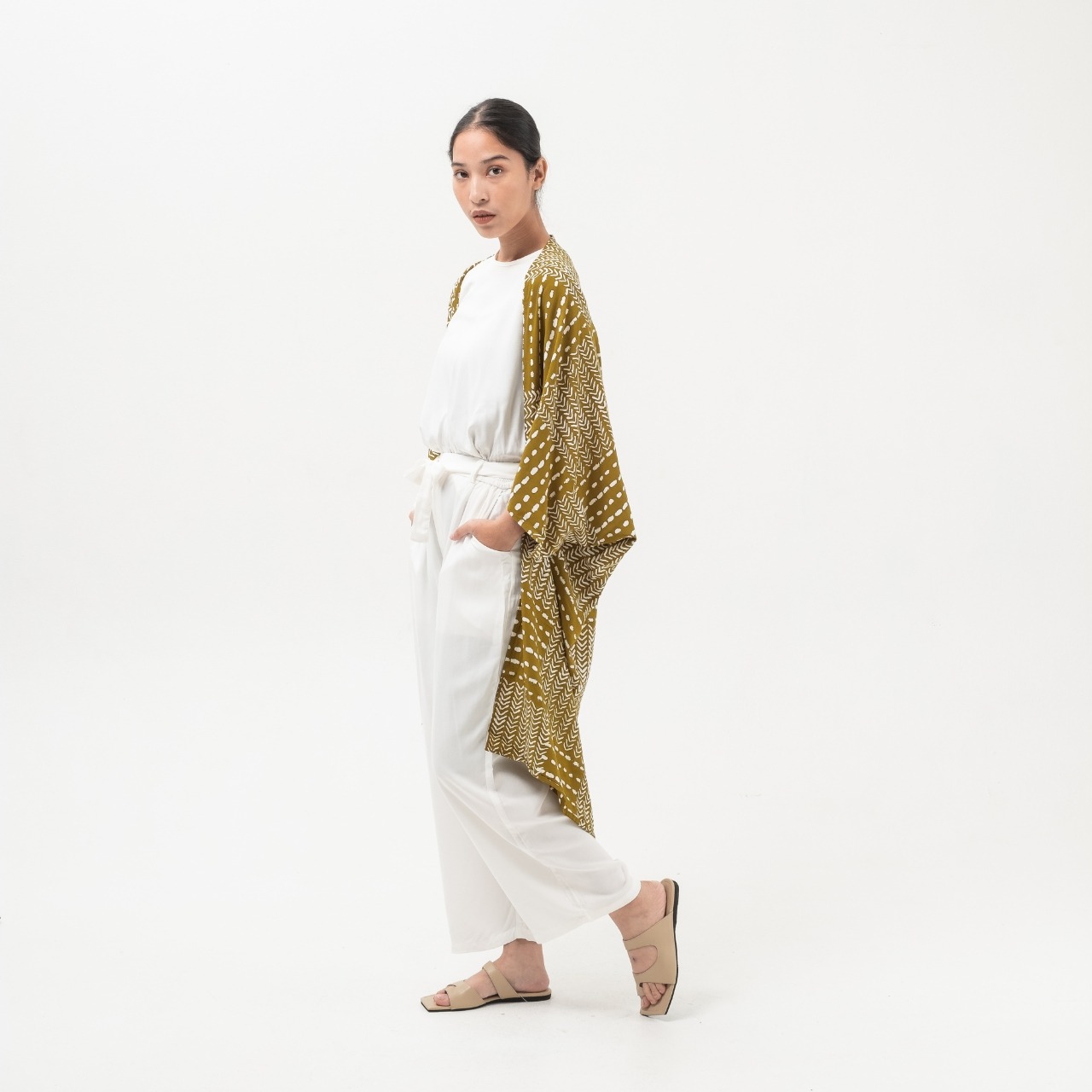 Dama Kara Nirmala Outer