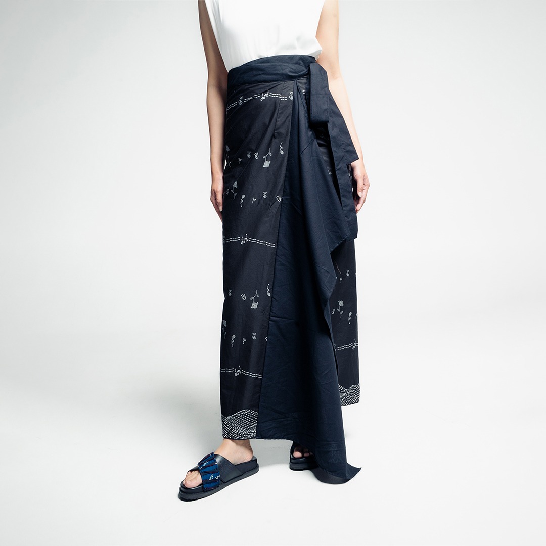 Dama Kara Kembali Wrap Skirt