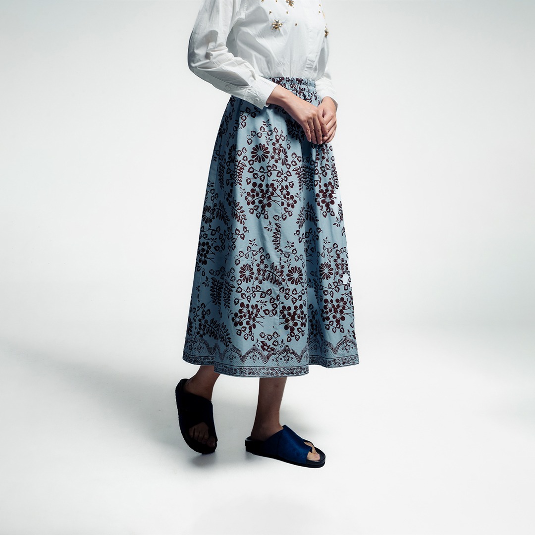 Dama Kara Arunika Panel Skirt