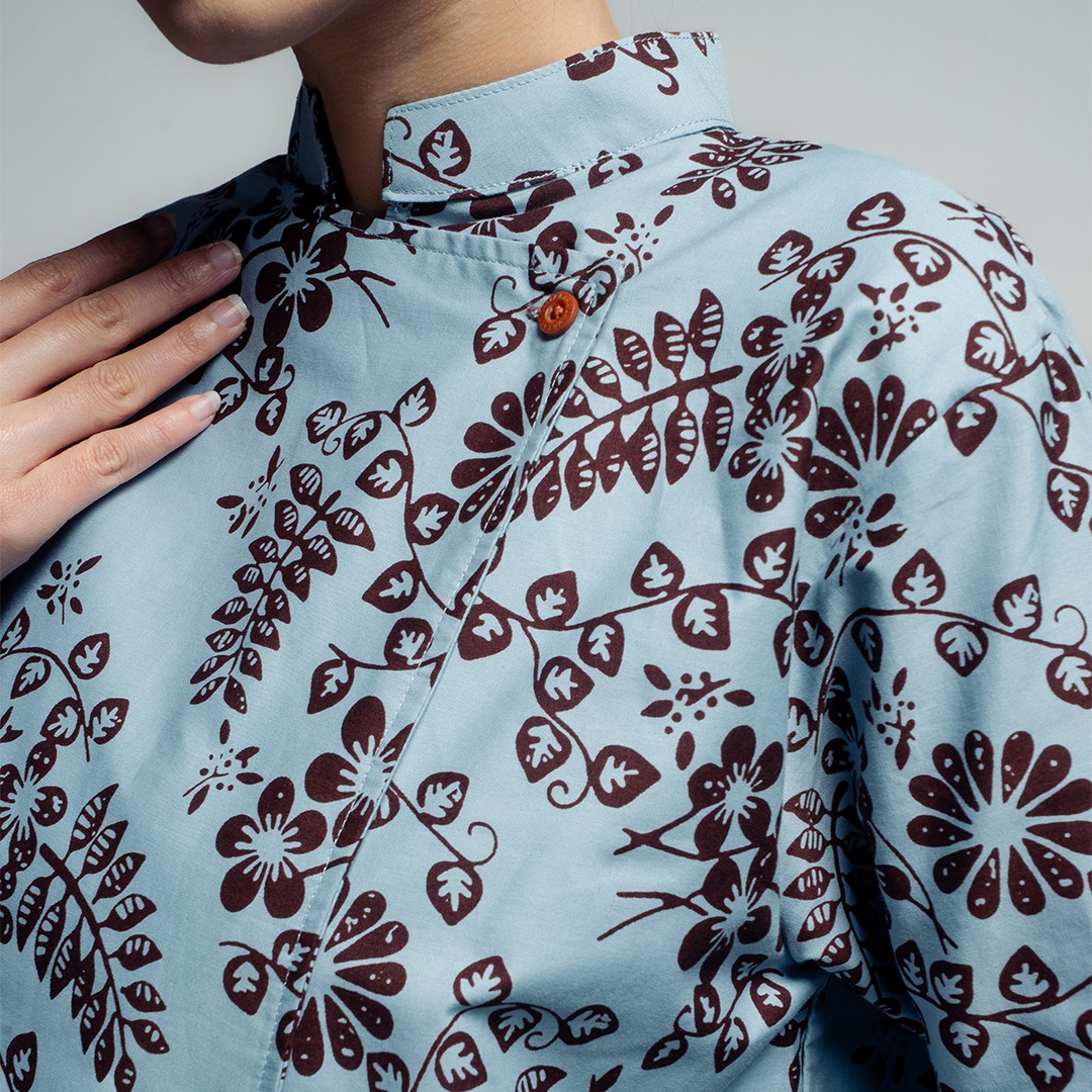 Dama Kara Arunika Janggan Women Shirt