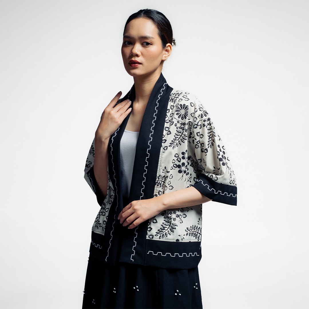 Dama Kara Arunika Kimono Sashiko