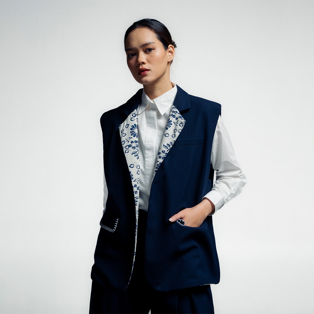 Dama Kara Arunika Two Ways Blazer