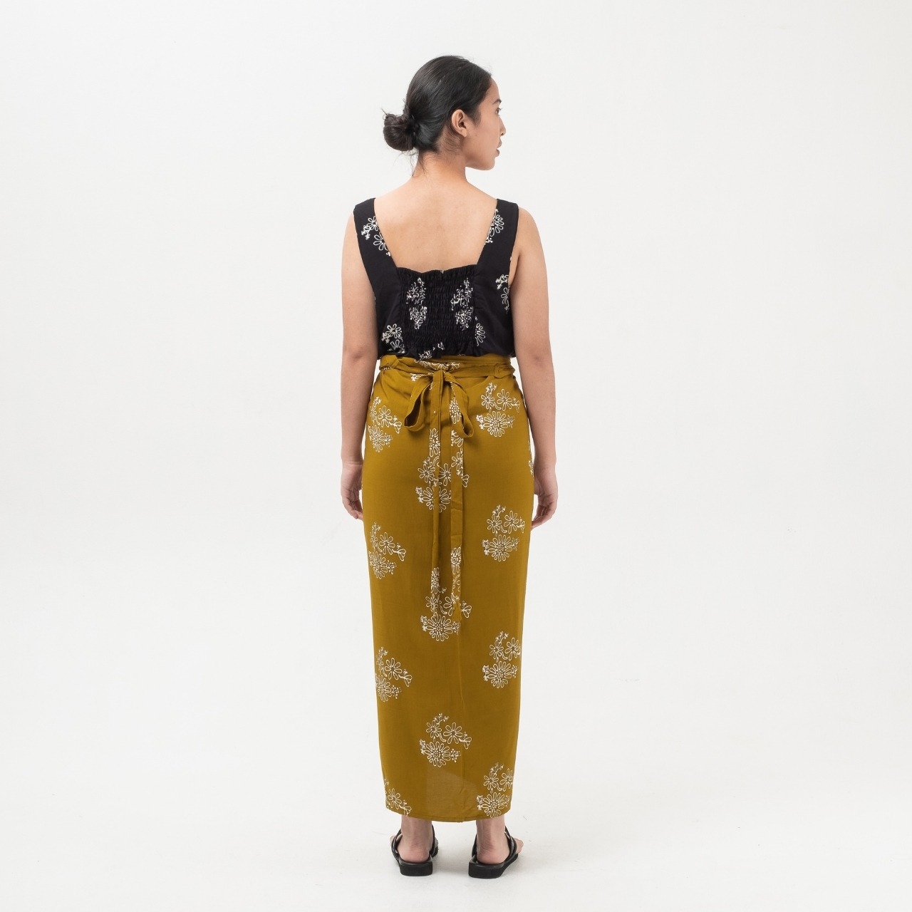 Dama Kara Suar Skirt (Rok Lilit Batik)