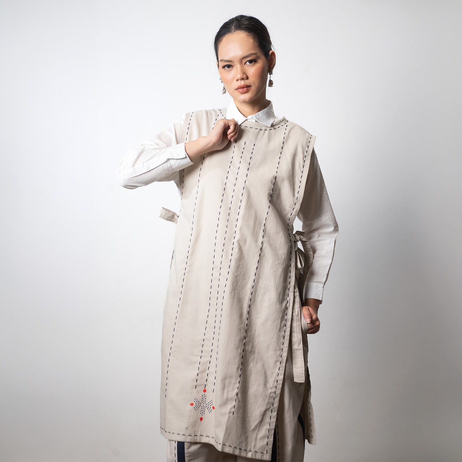 Dama Kara Jalin Long Vest Sashiko