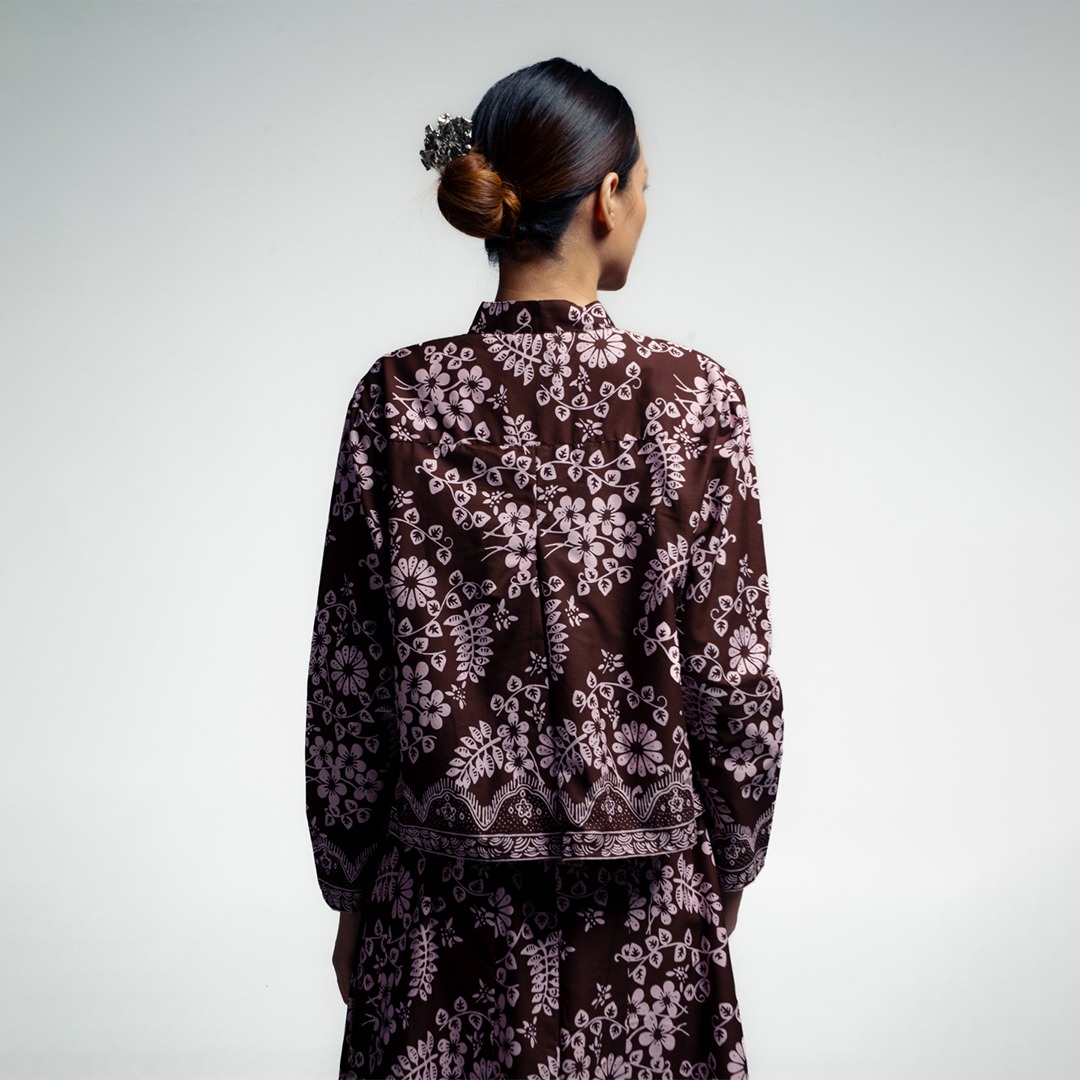 Dama Kara Arunika Janggan Women Shirt