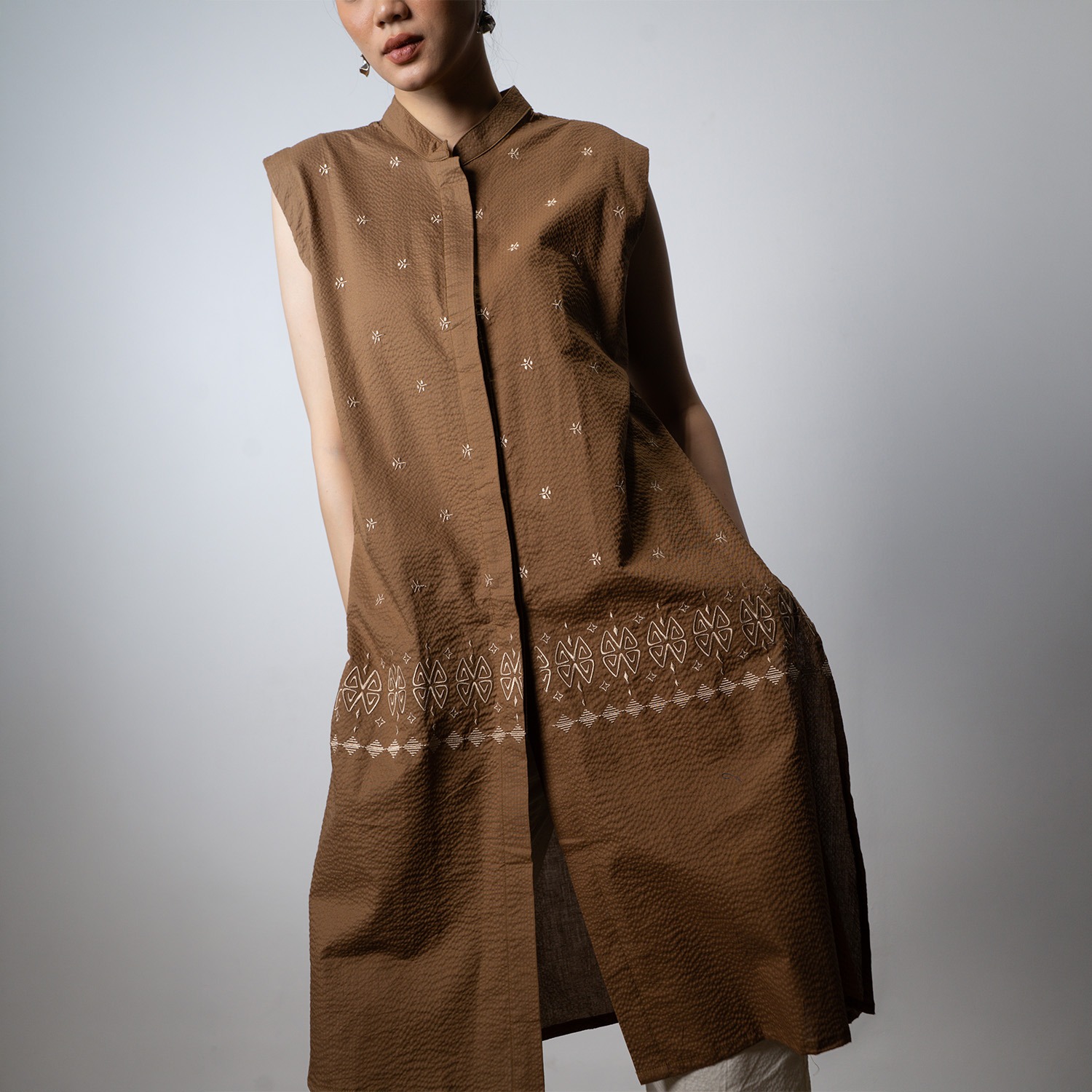 Dama Kara Kaimana Tunik Embroidery Sleeveless