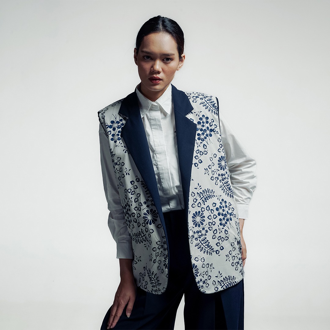 Dama Kara Arunika Two Ways Blazer