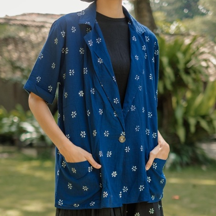 Dama Kara Kinasih Button Top