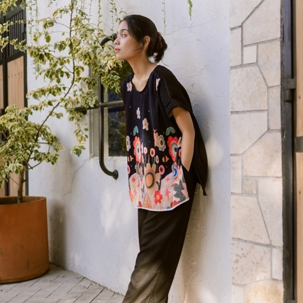 Dama Kara Kanaya Blouse Two Tone Pleats
