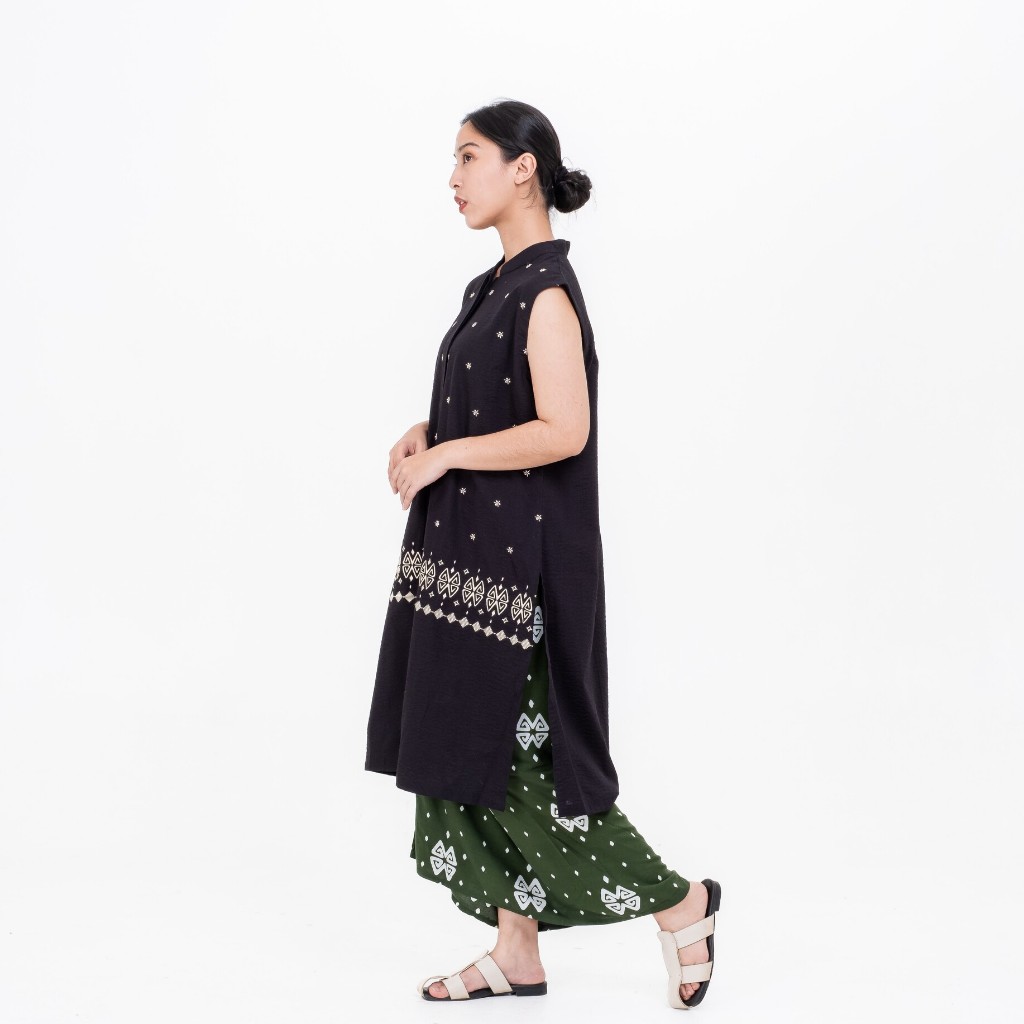 Dama Kara Kaimana Tunik Embroidery Sleeveless