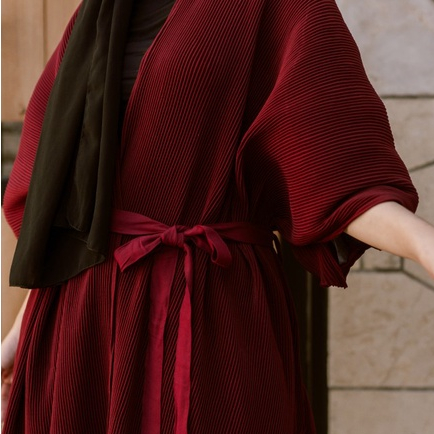 Dama Kara Basic Kimono Pleats