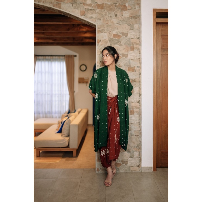 Dama Kara Kaimana Long Outer