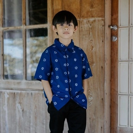 Image of Dama Kara Shirt Kids Shortsleeve - Minor Defect