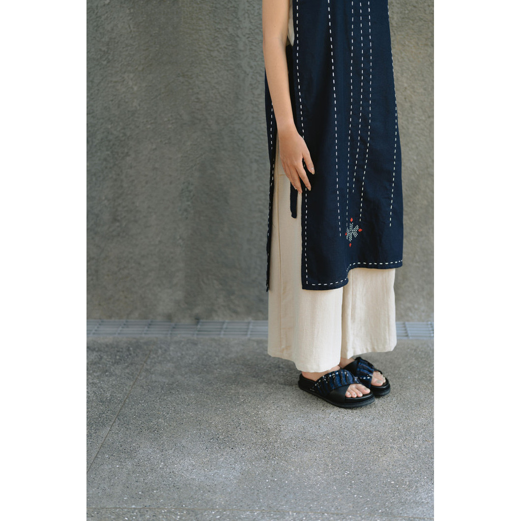 Dama Kara Jalin Long Vest Sashiko