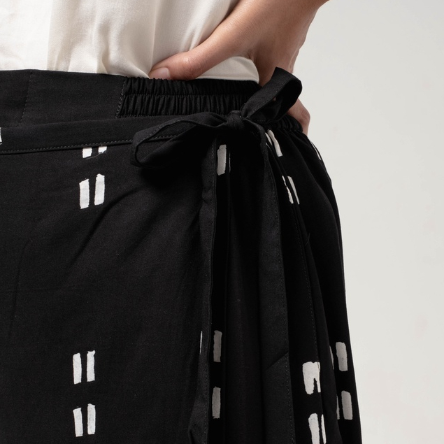 Dama Kara Skort Pants Gayatri