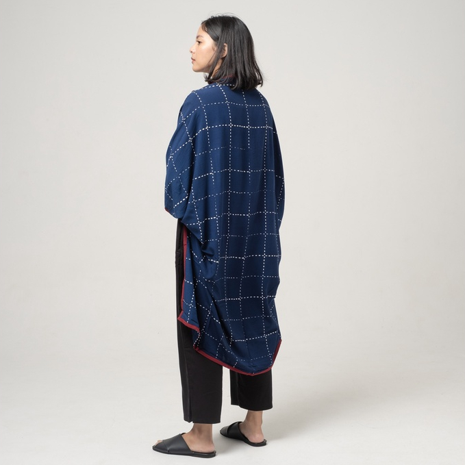 Dama Kara Lembayung Outer