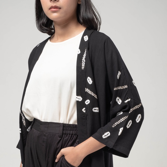 Dama Kara Semi Outer Black