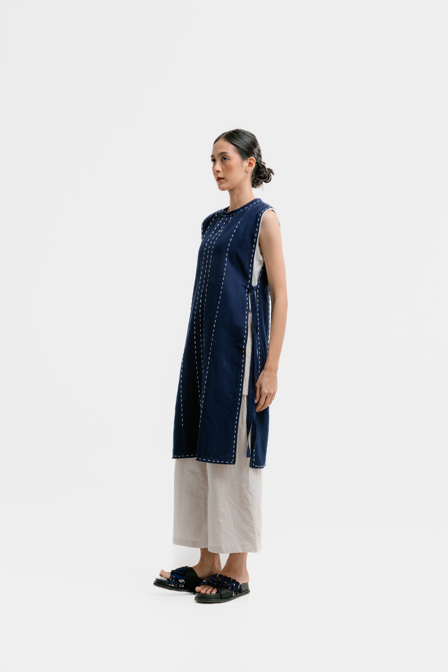 Dama Kara Jalin Long Vest Sashiko