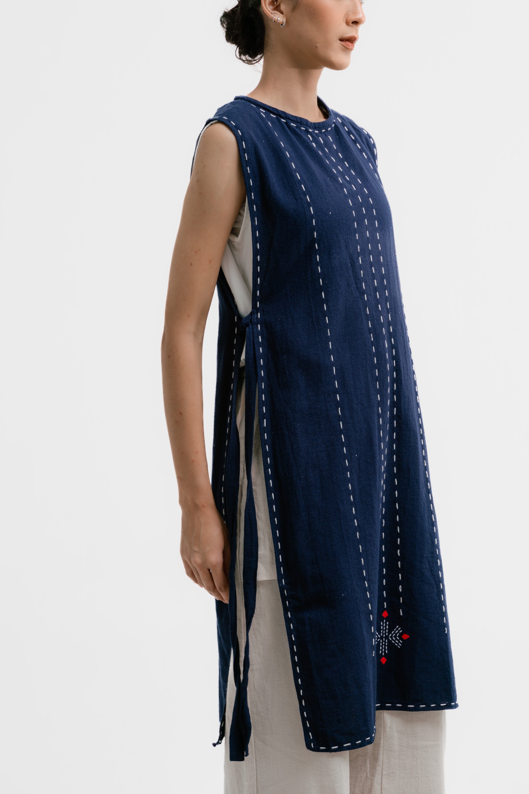 Dama Kara Jalin Long Vest Sashiko
