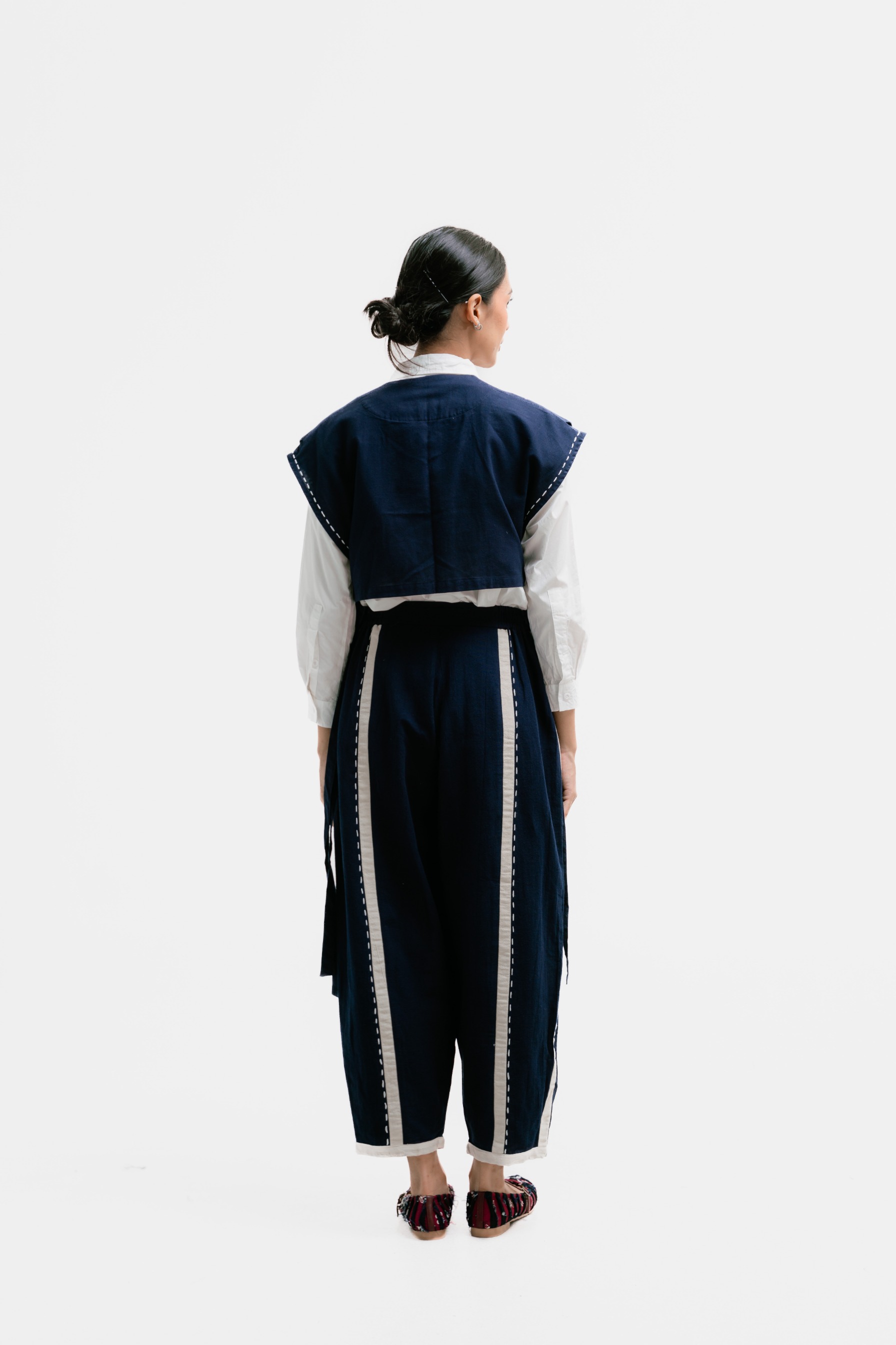 Dama Kara Jalin Crop Vest Sashiko