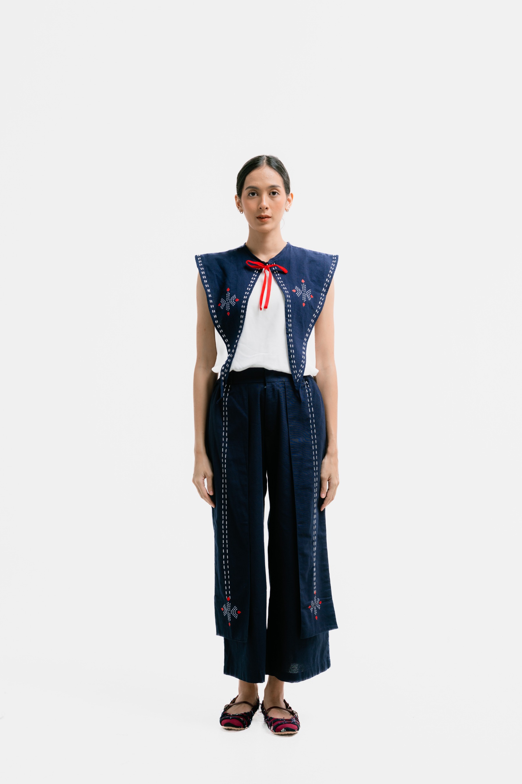 Dama Kara Jalin Collar Sashiko