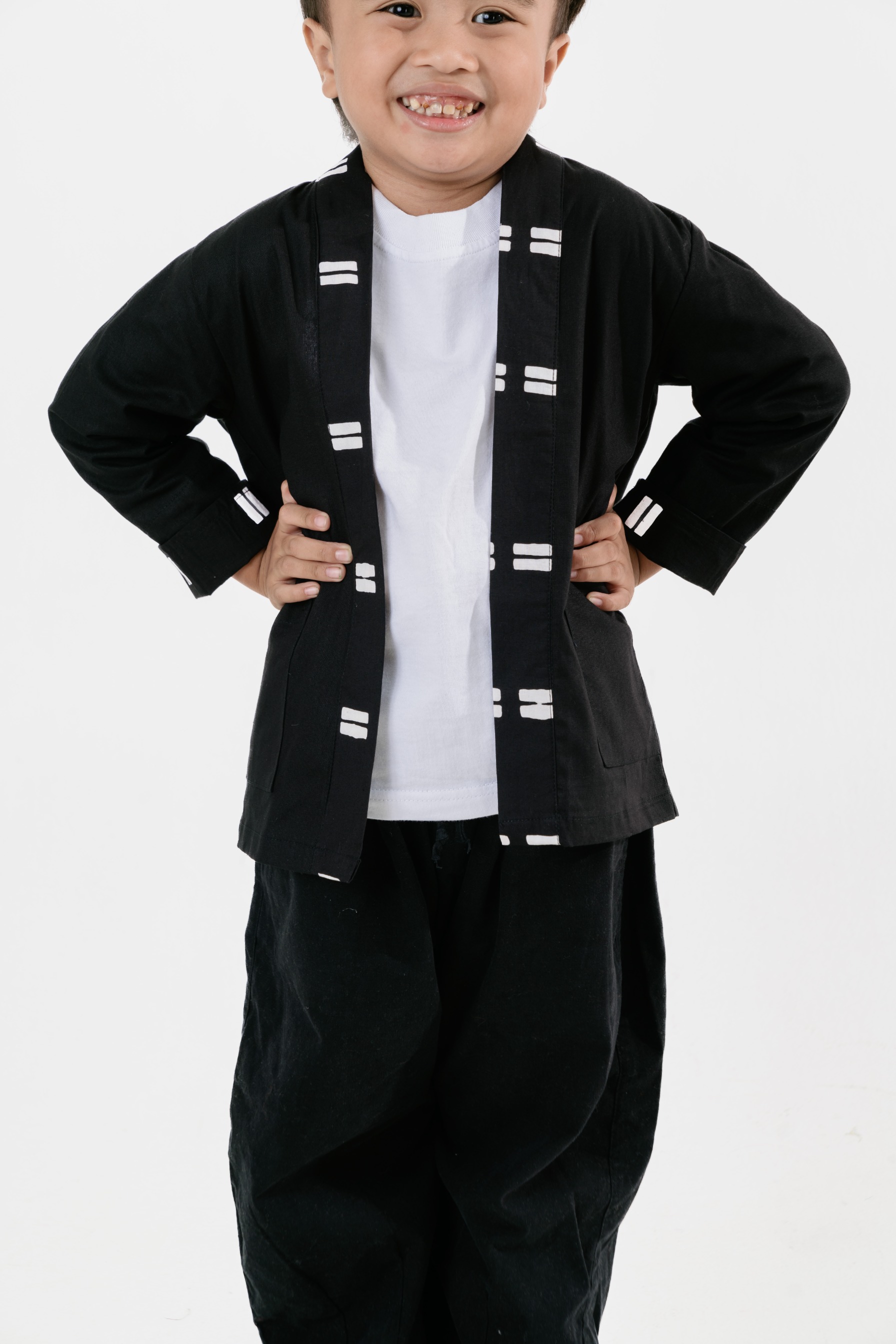 Dama Kara Gayatri Outer Kids