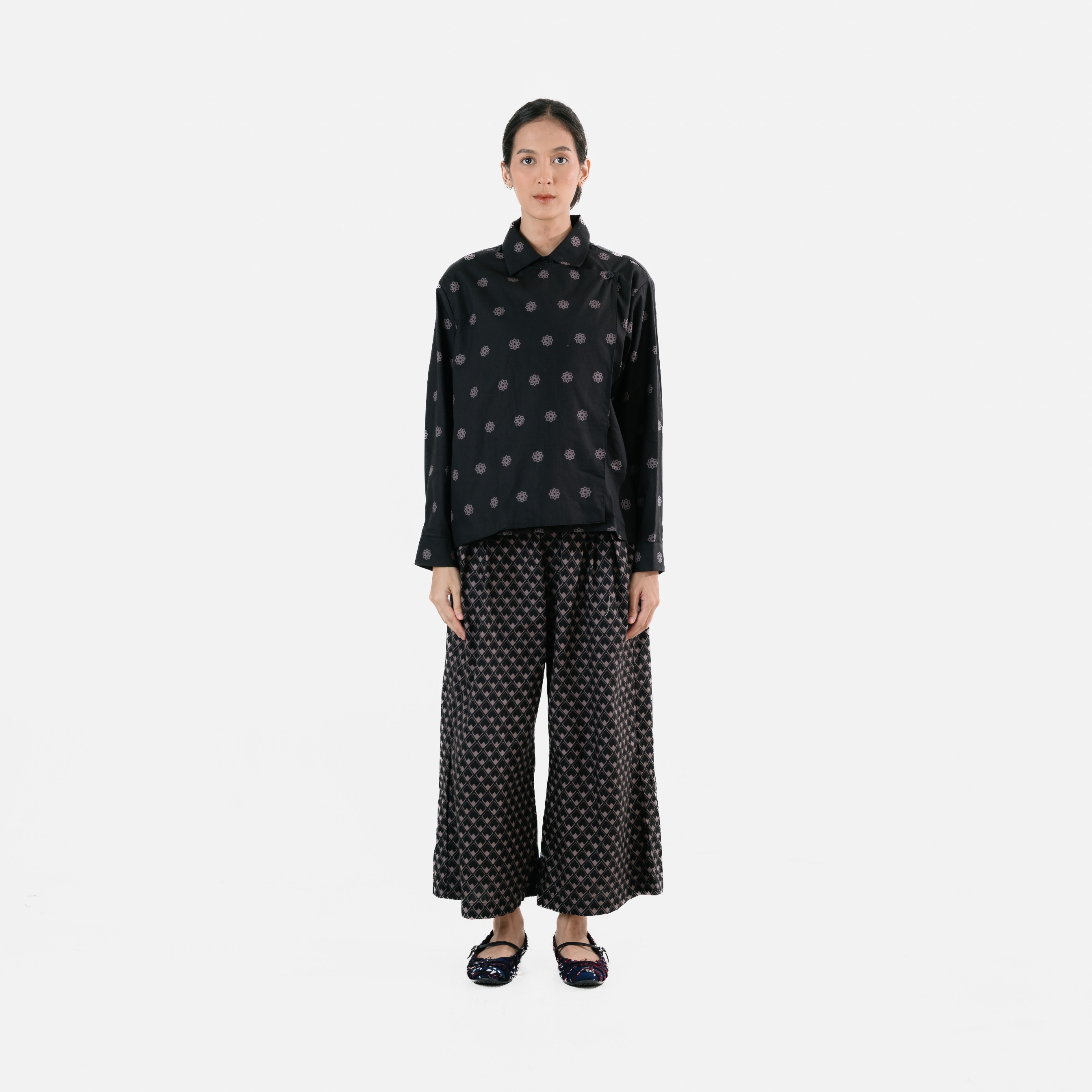 Dama Kara Gantari Janggan Shirt