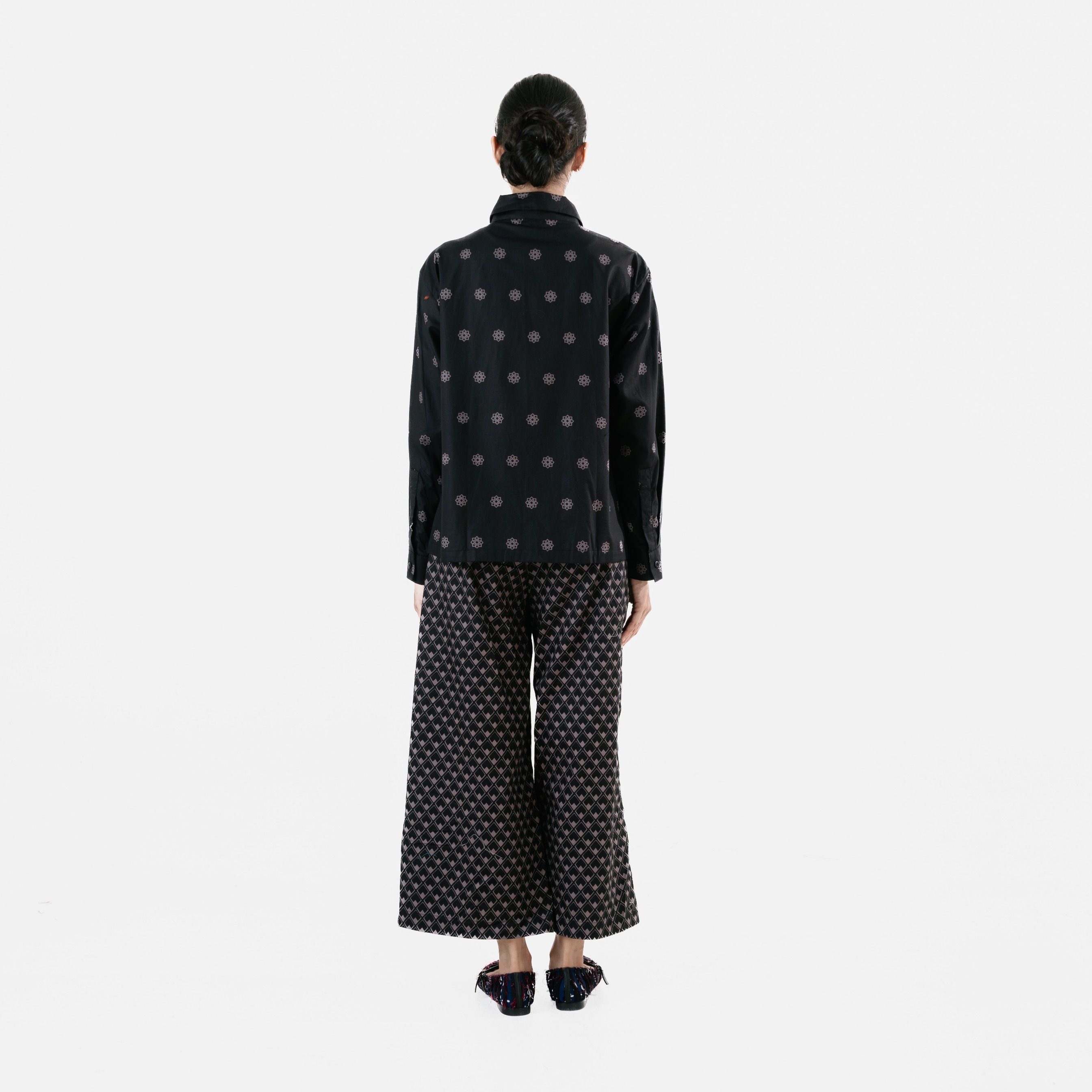 Dama Kara Gantari Janggan Shirt