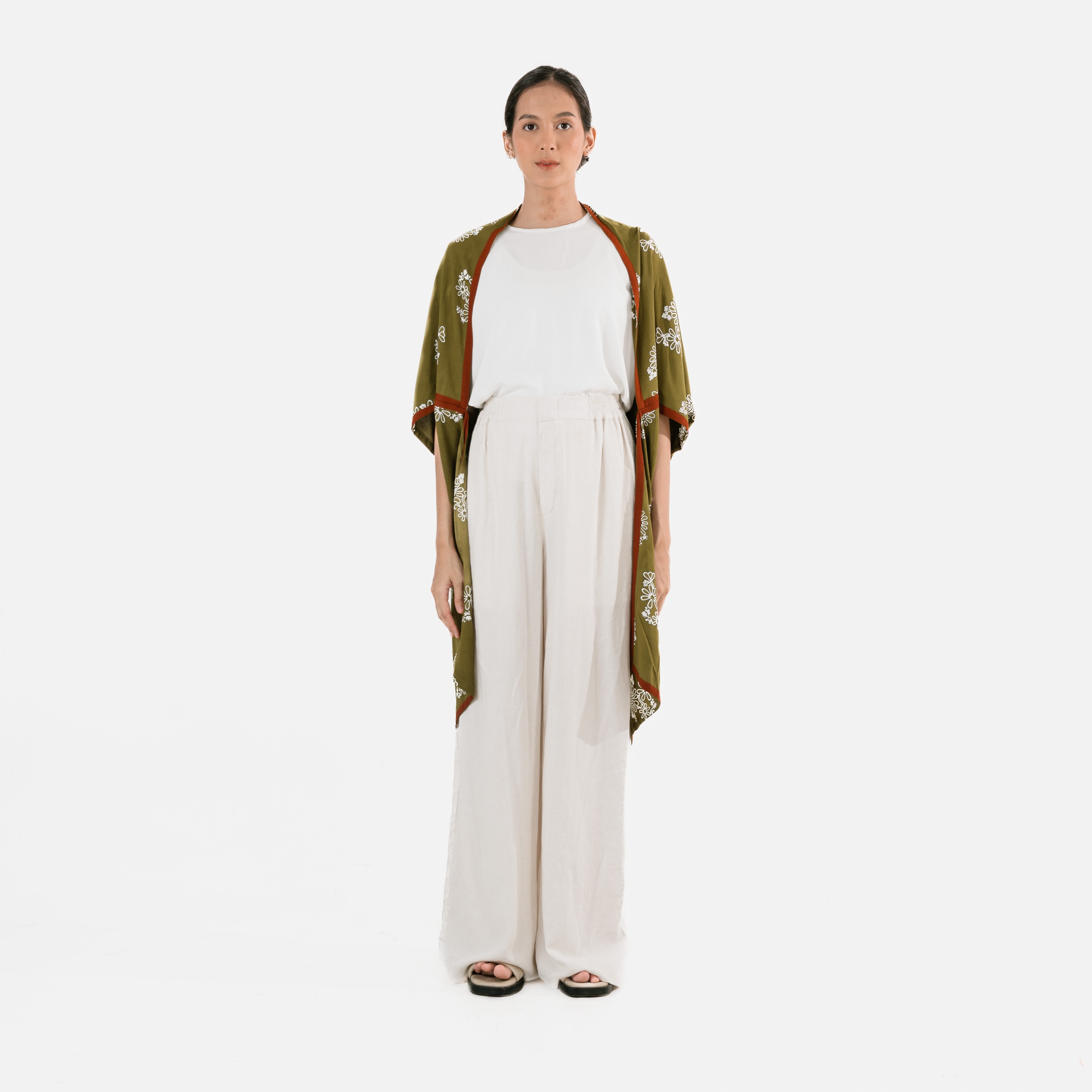 Dama Kara Suar Outer Batwing
