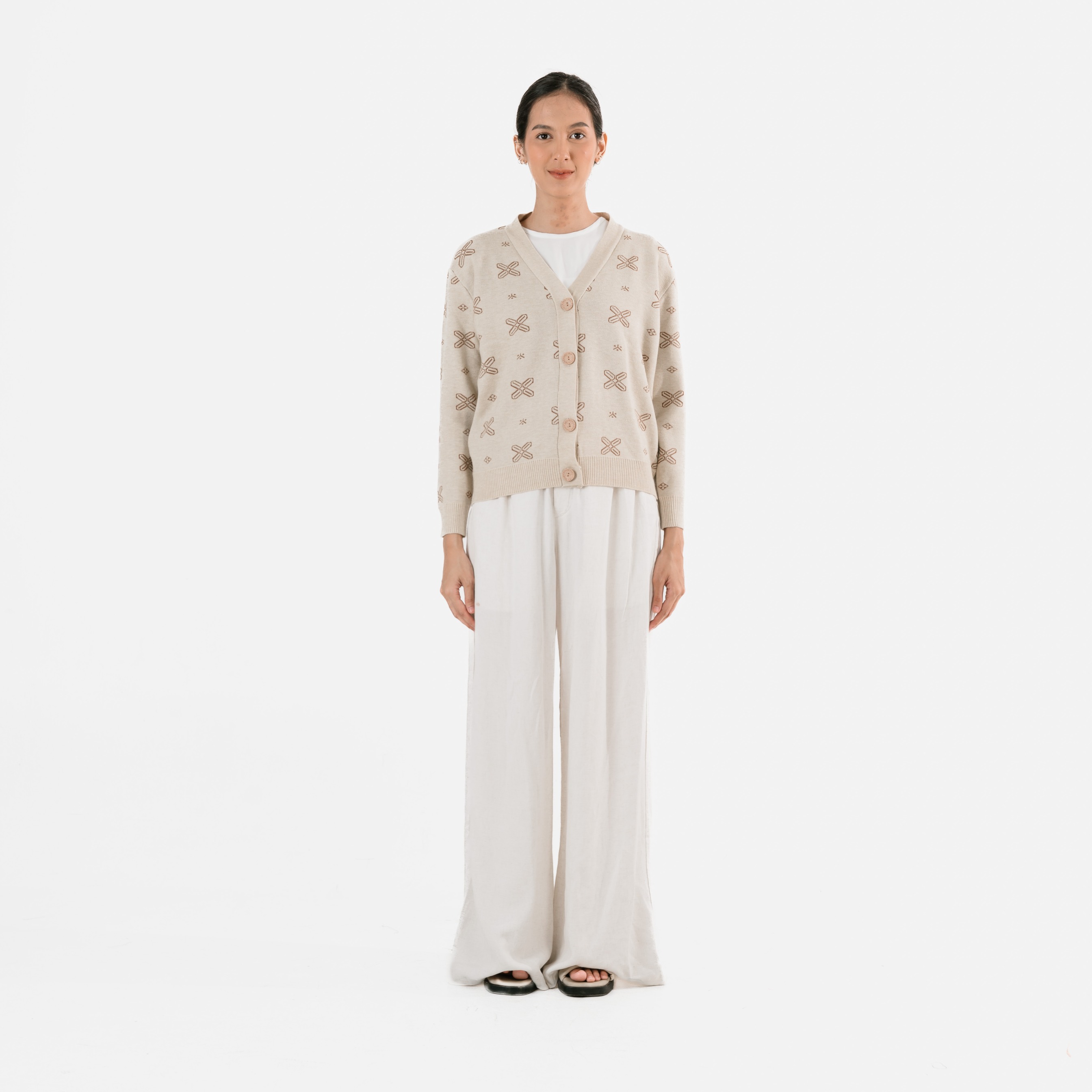 Dama Kara Hapsari Cardigan Rajut
