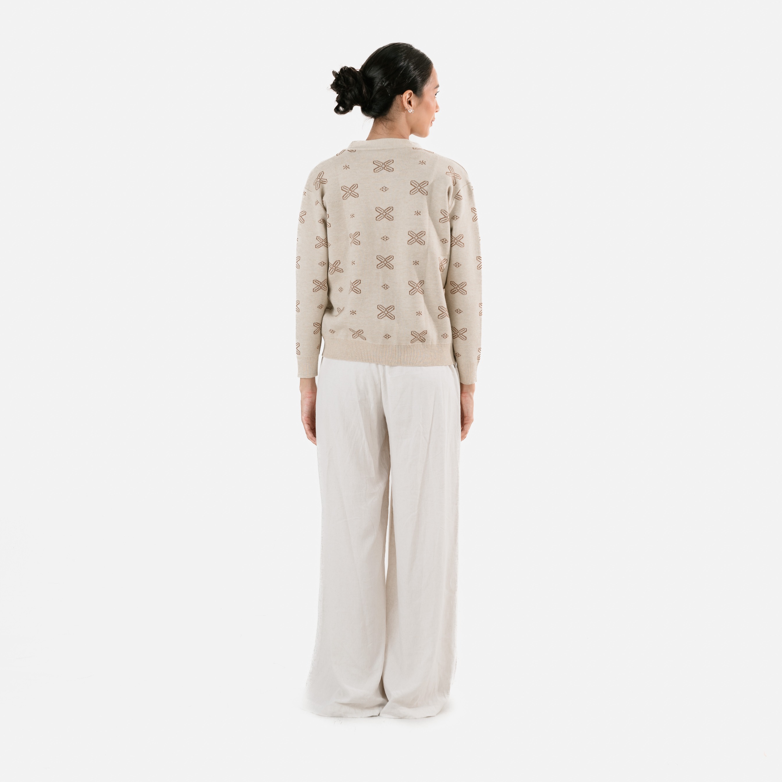 Dama Kara Hapsari Cardigan Rajut