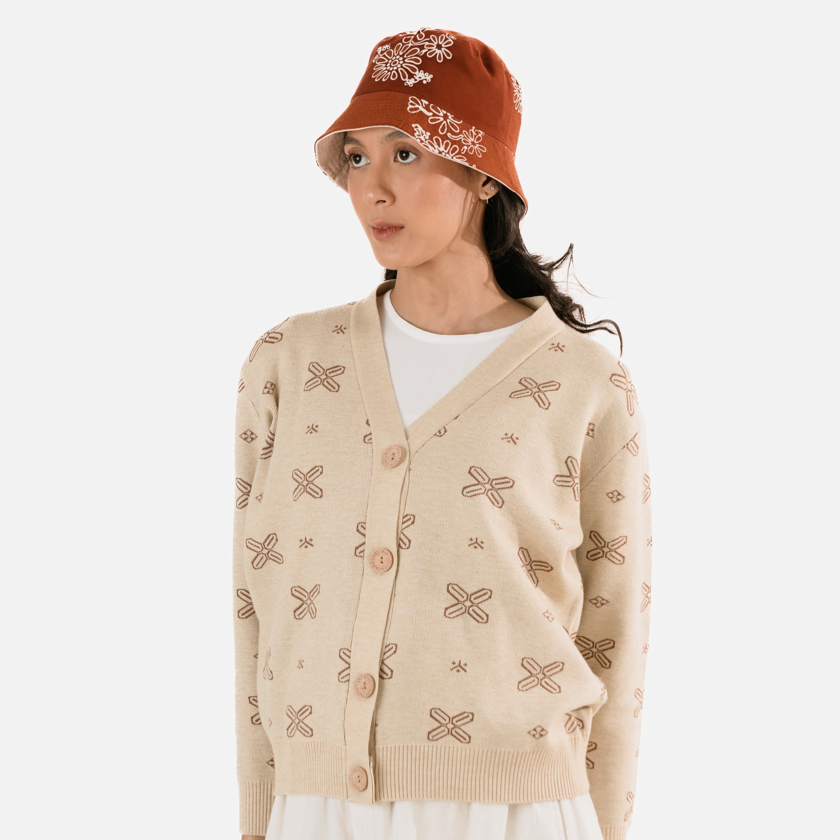 Dama Kara Suar Bucket Hat