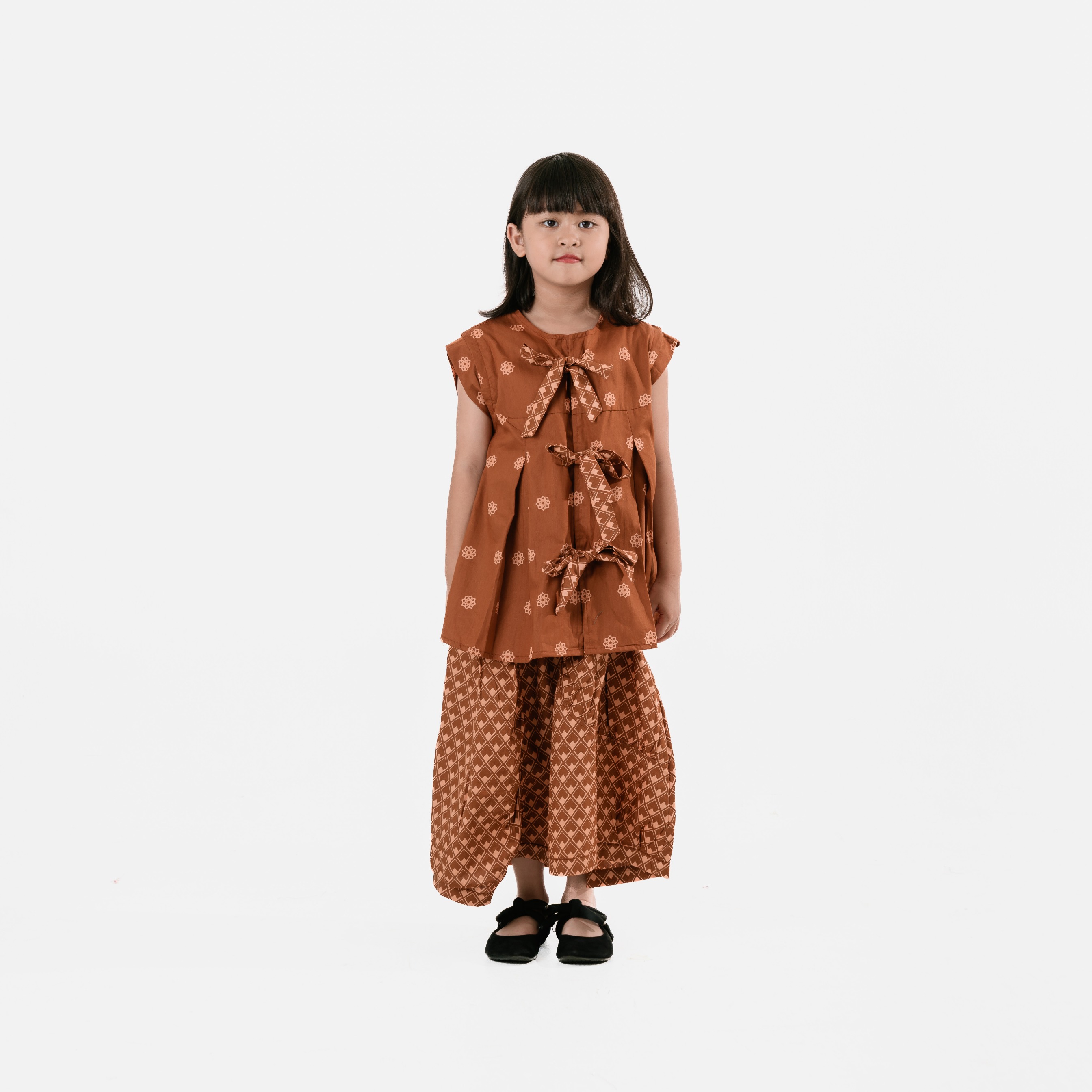 Dama Kara Gantari Top Kids
