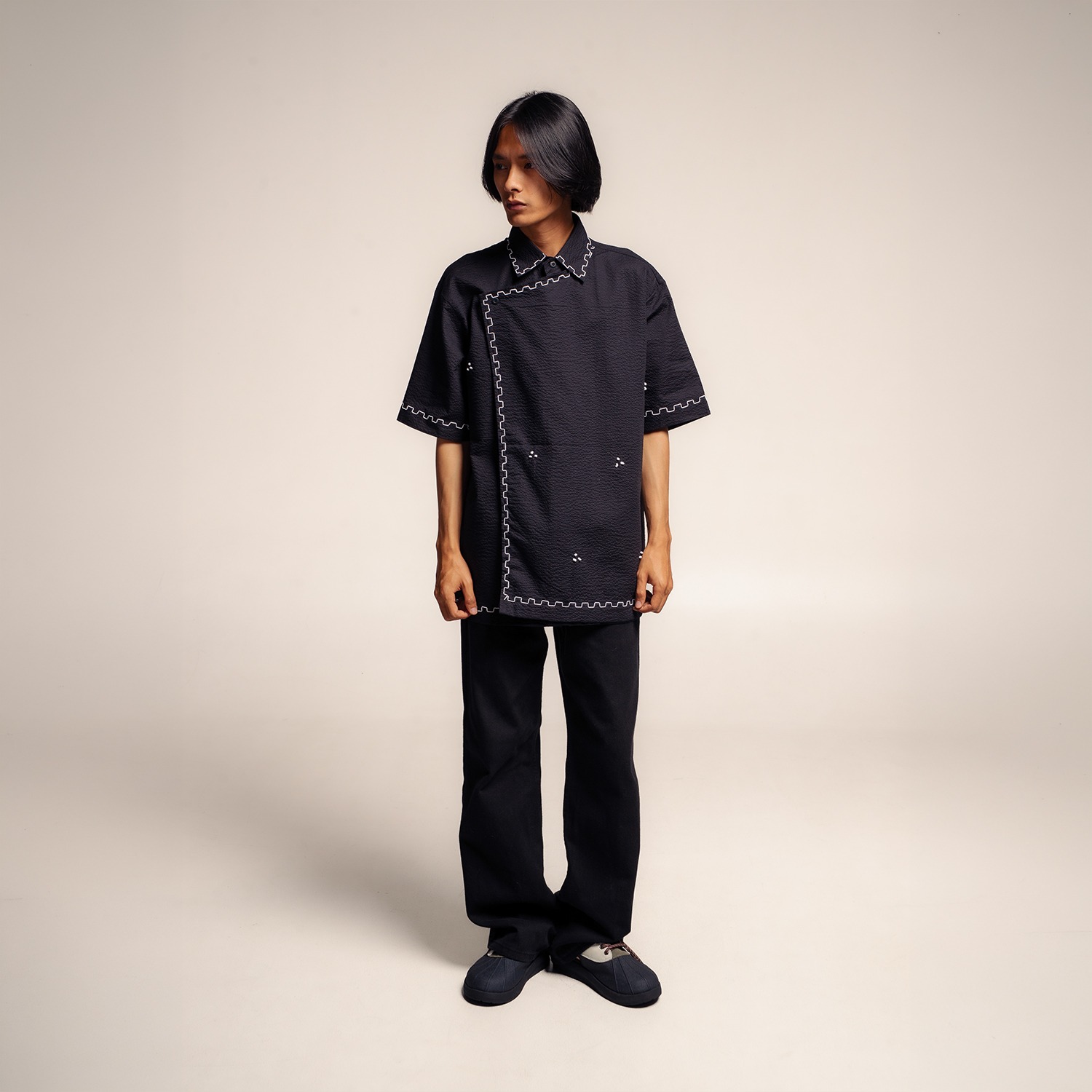 Dama Kara Senarai Kemeja Janggan Sashiko Shortsleeve