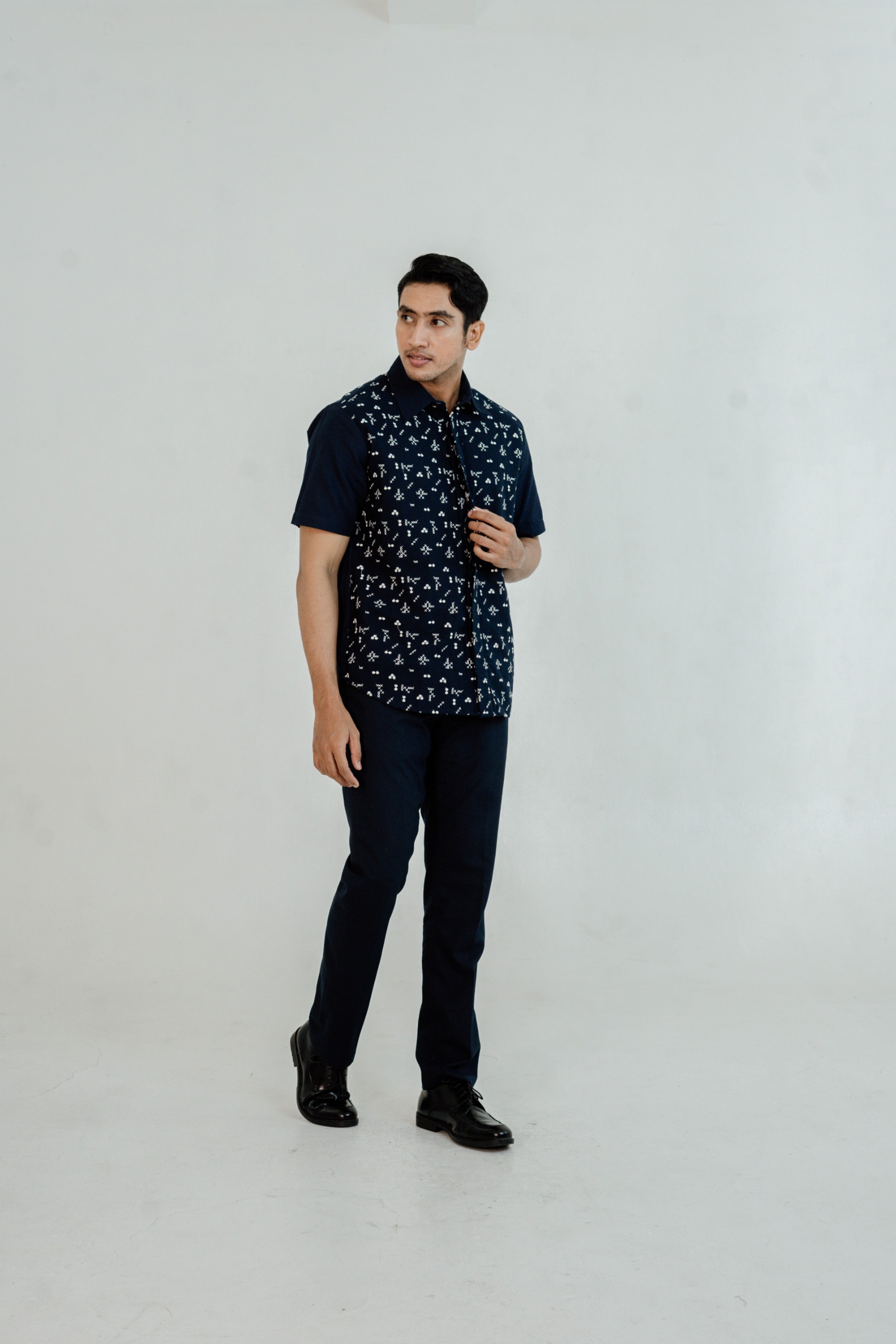 Dama Kara Kusuma Shirt