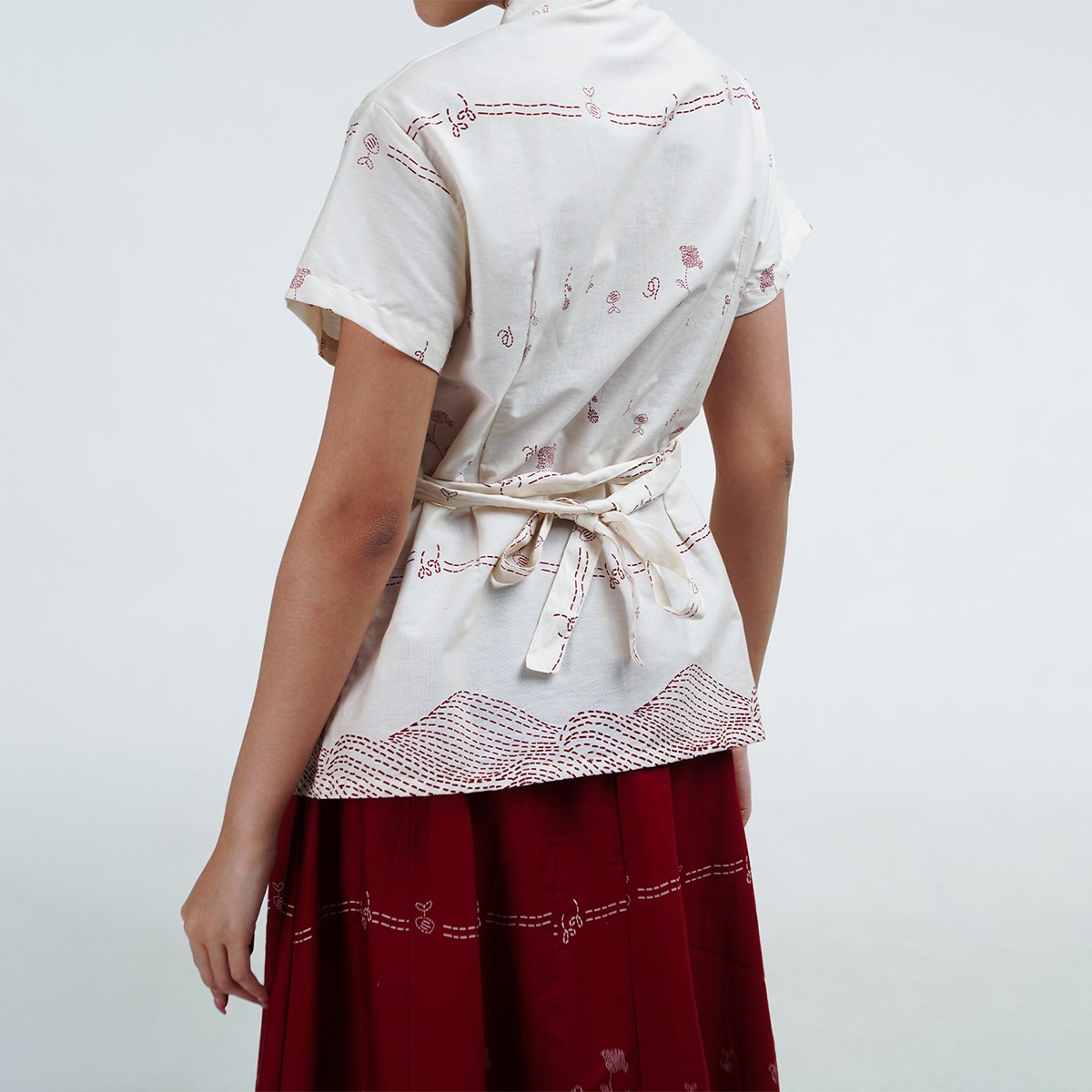 Dama Kara Kembali Blouse Shortsleeve