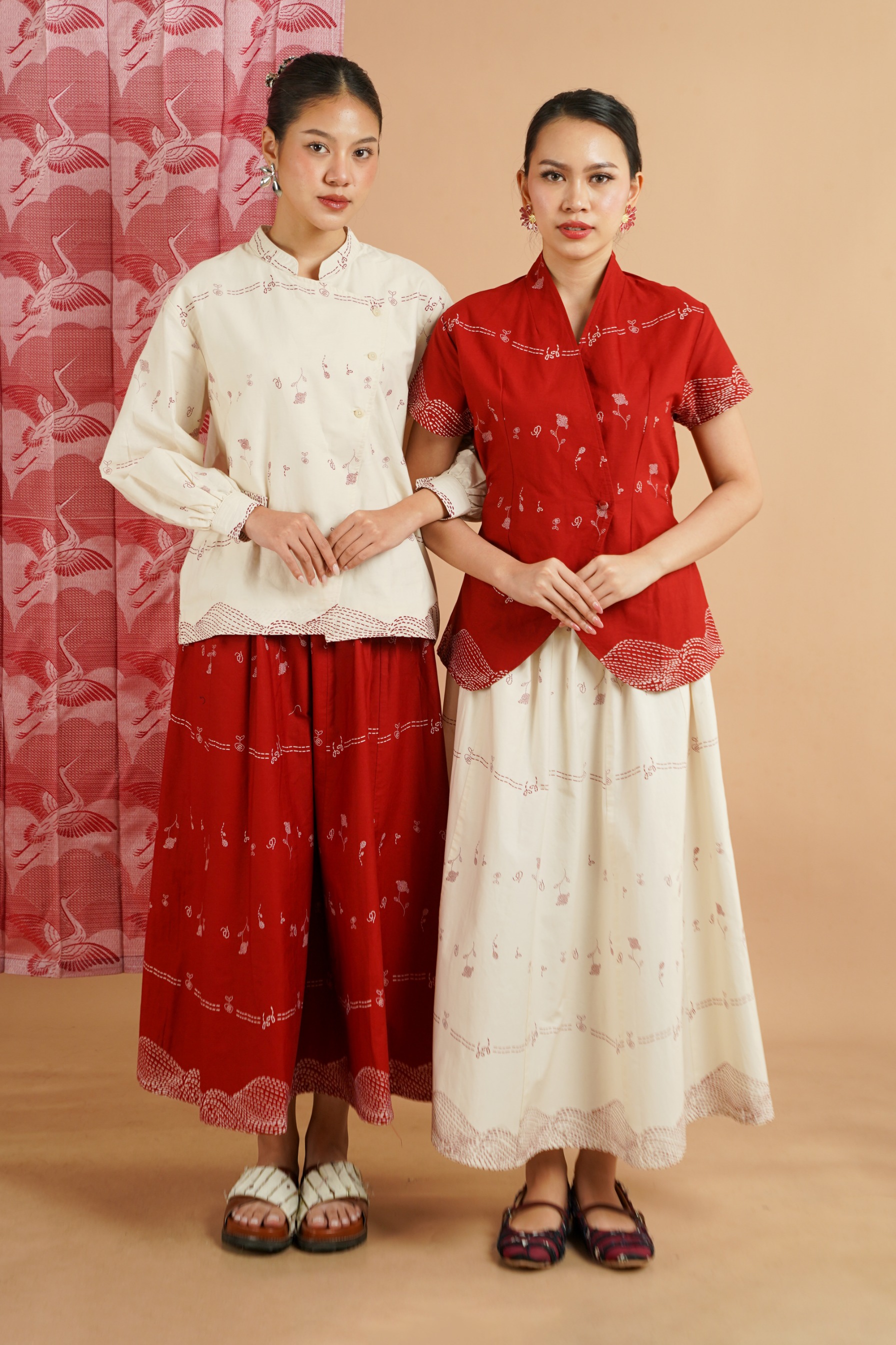 Dama Kara Kembali Panel Skirt