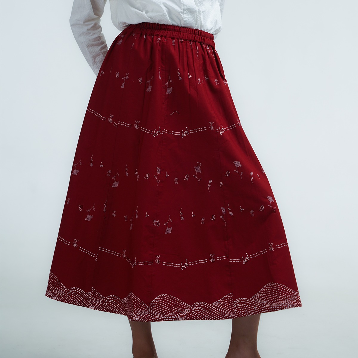 Dama Kara Kembali Panel Skirt