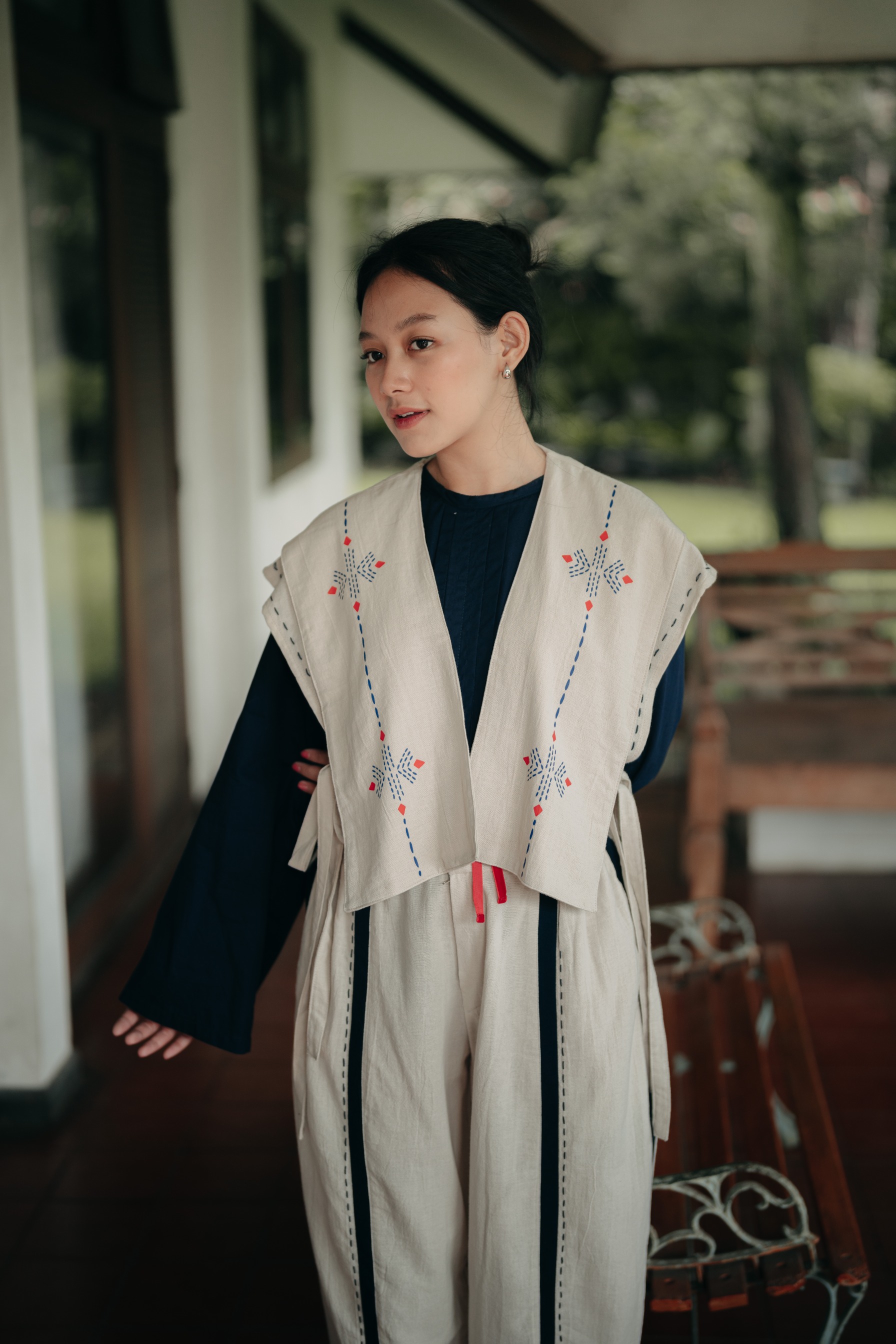 Dama Kara Jalin Crop Vest Sashiko