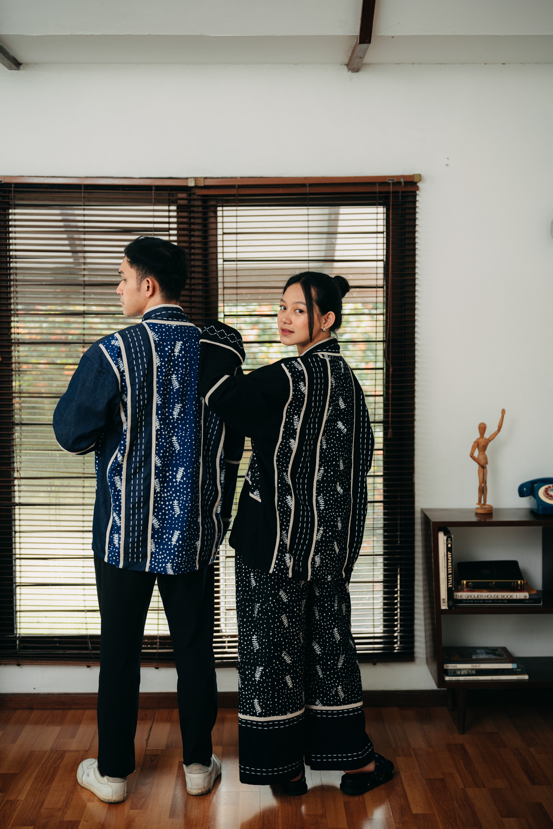 Dama Kara Harsa Outer