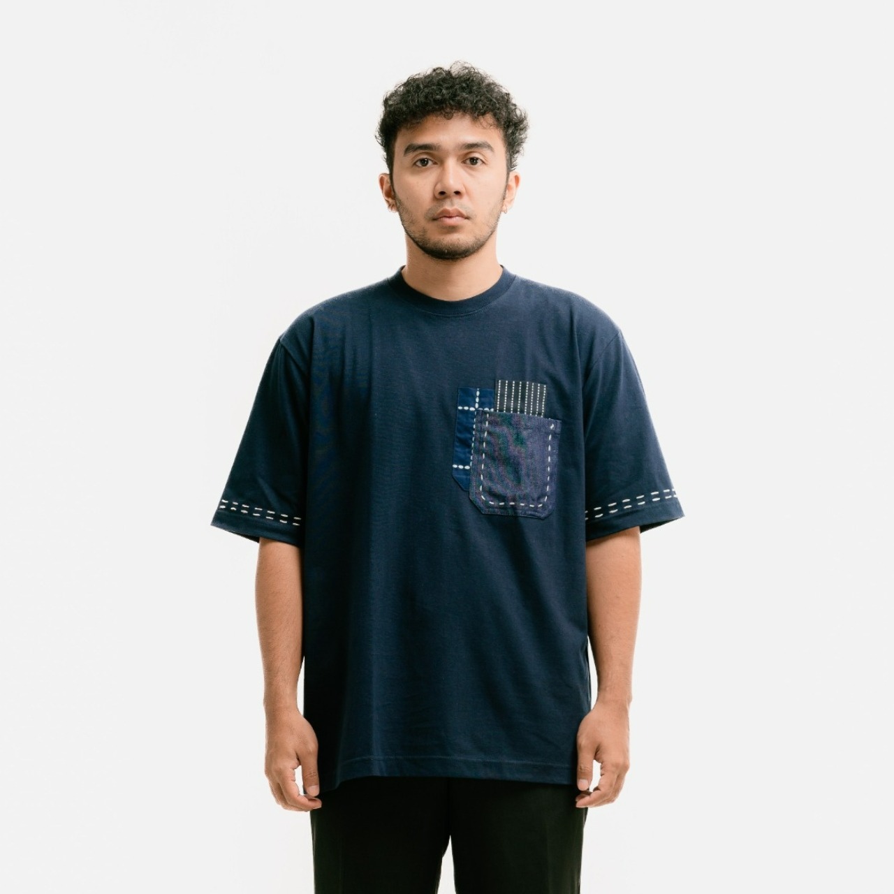 Dama Kara Jalin T-shirt Unisex Sashiko