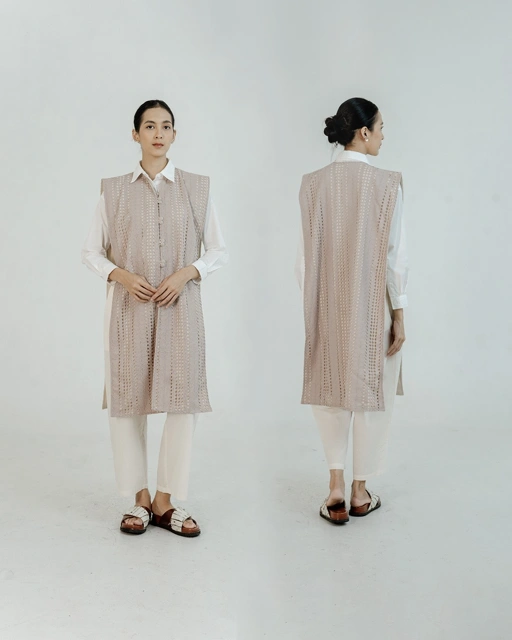 Image of Dama Kara Kembali Vest Lace