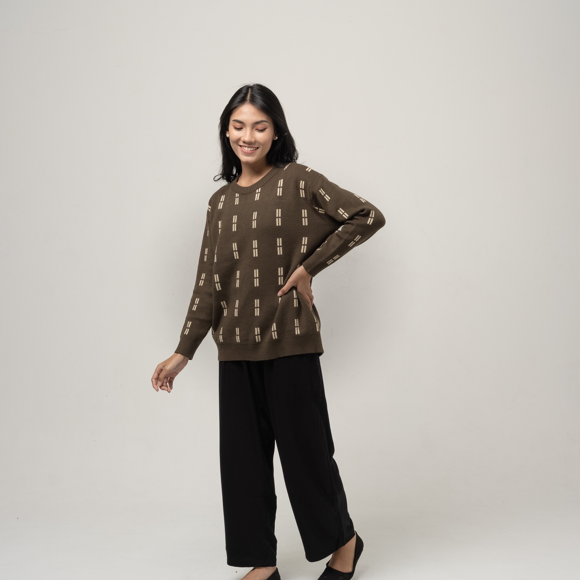 Dama Kara Gayatri Sweater Rajut
