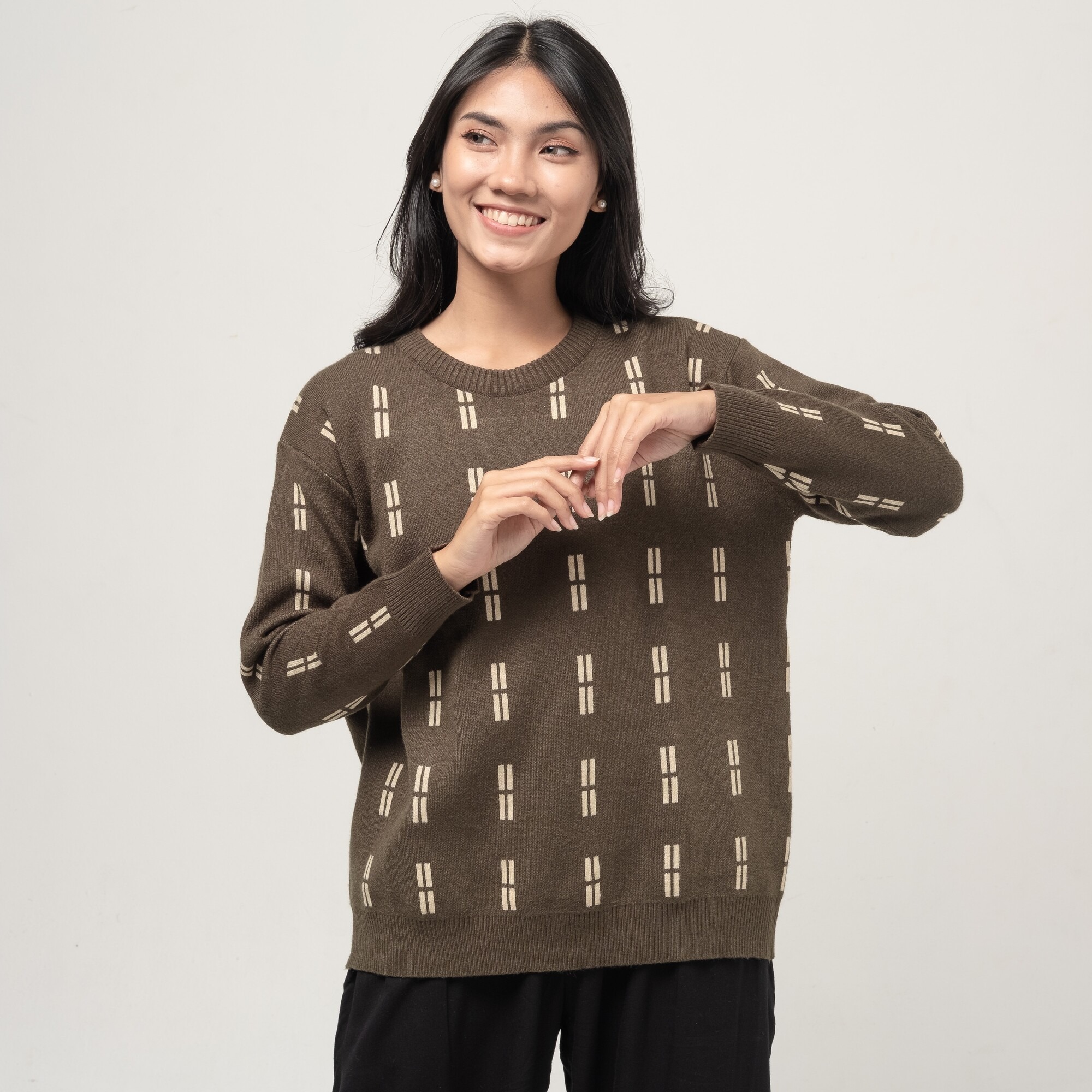 Dama Kara Gayatri Sweater Rajut