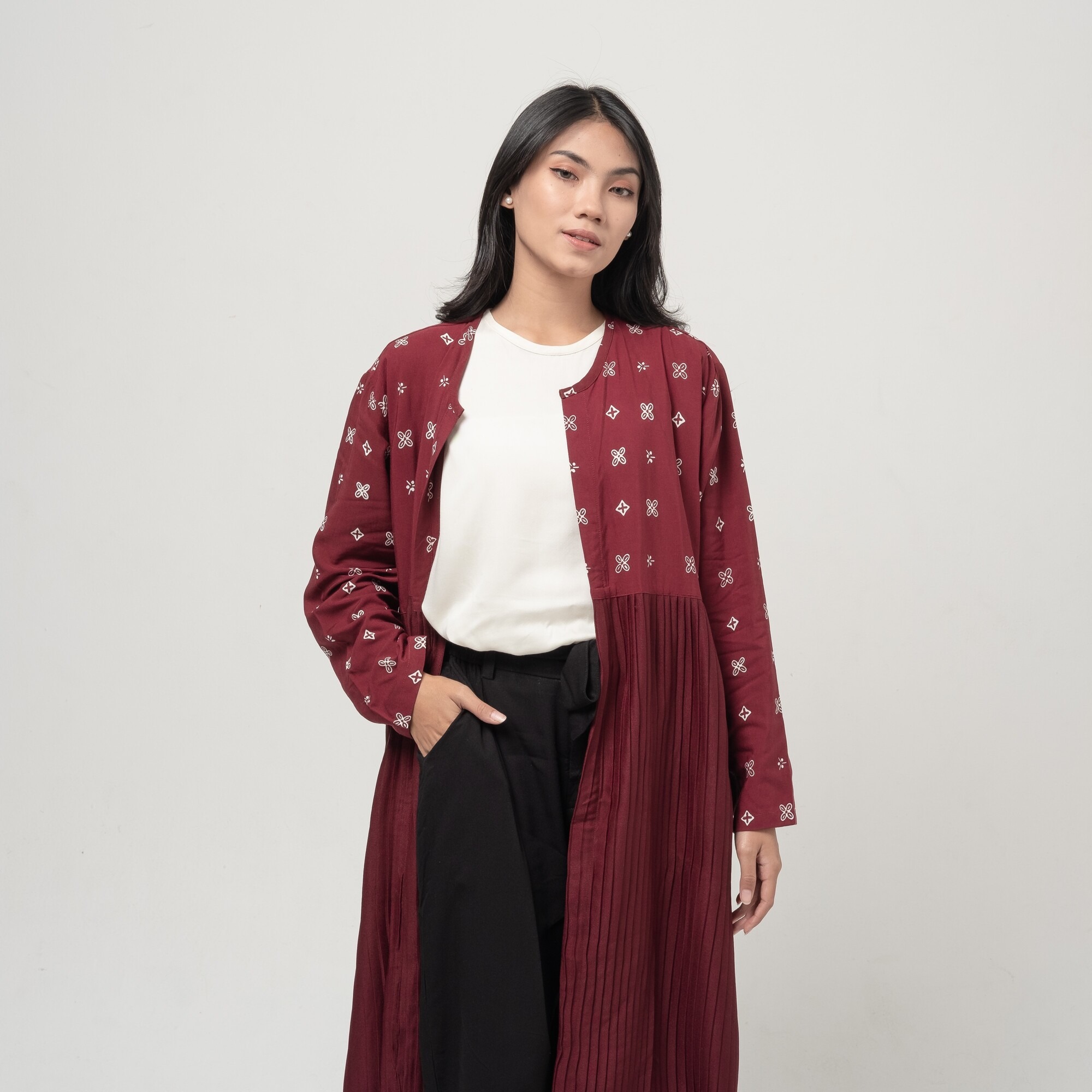 Dama Kara Hapsari Long Outer