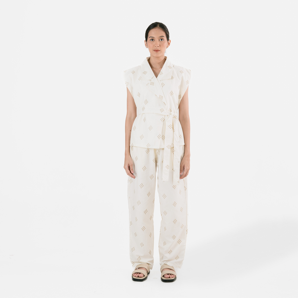 Dama Kara Arkana Embroidery Vest