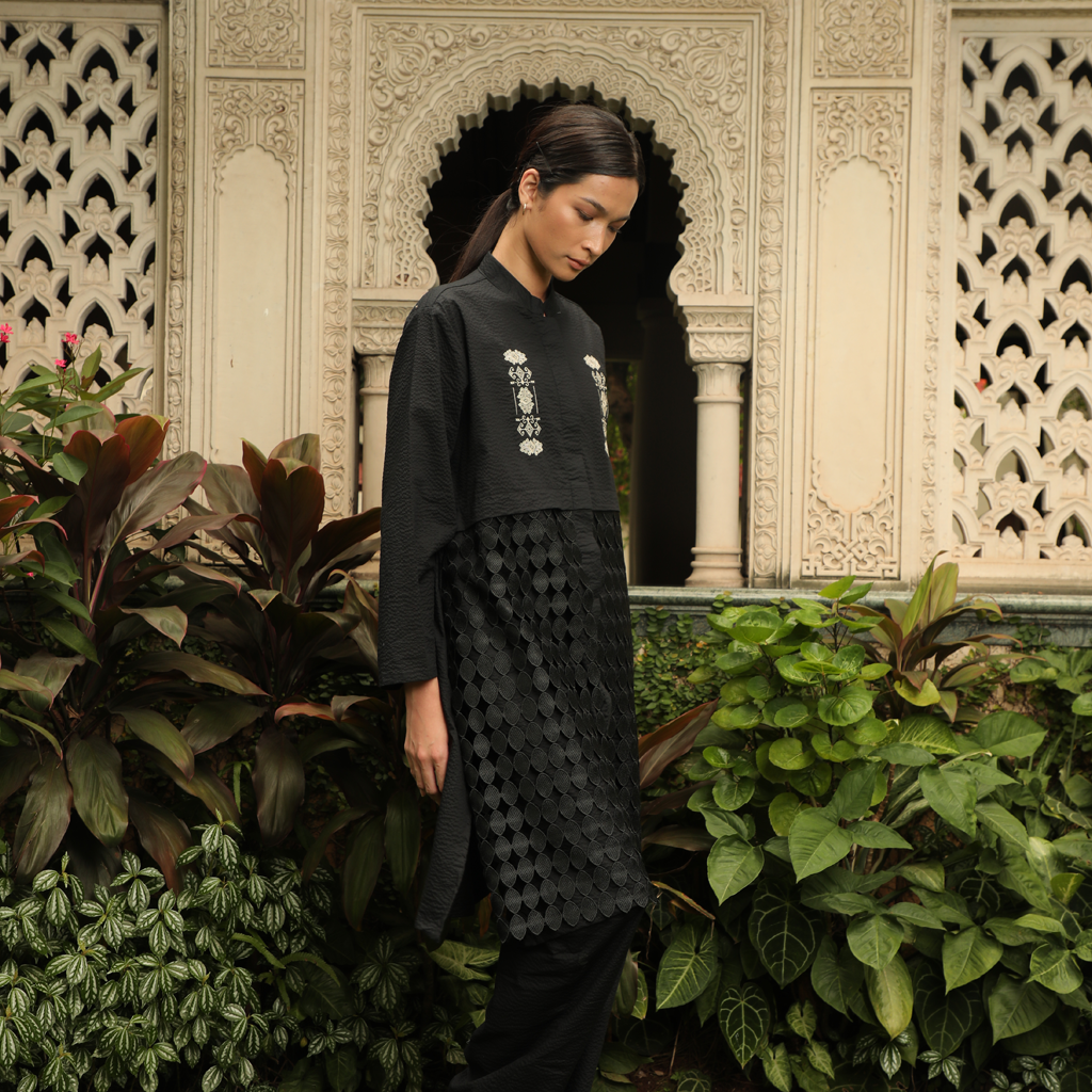 Dama Kara Aksata Embroidery Tunik 